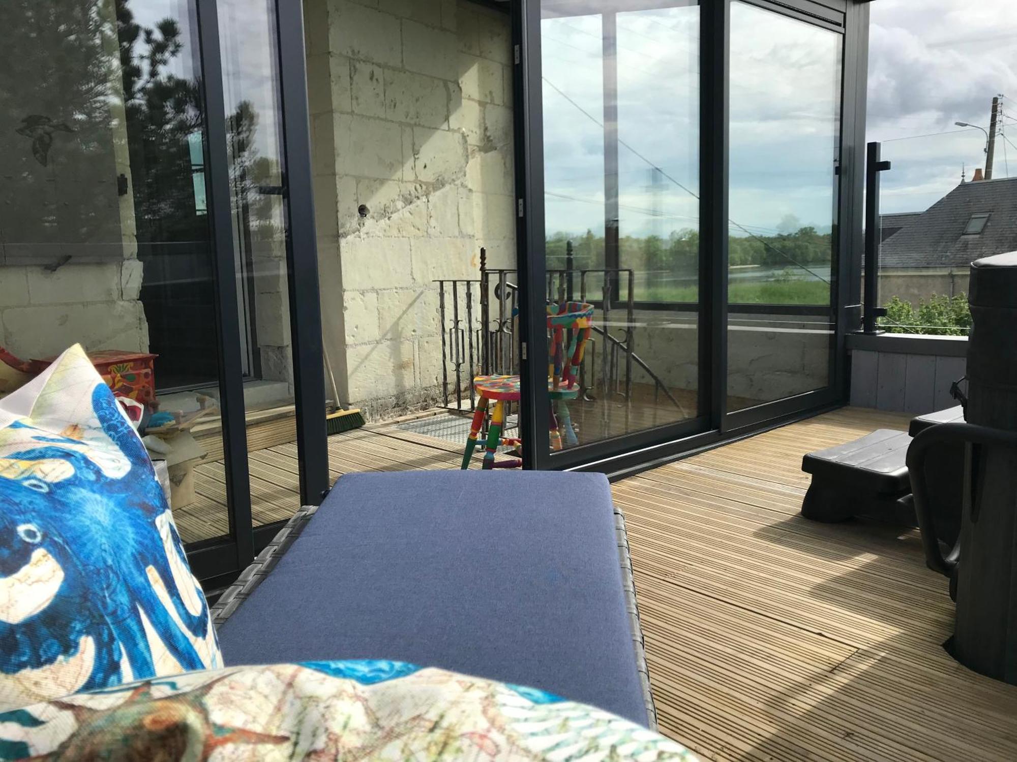 Jacuzzi Et Vue Sur Loire - Maison D'Hotes L'Odyssee La Chapelle-sur-Loire Dış mekan fotoğraf
